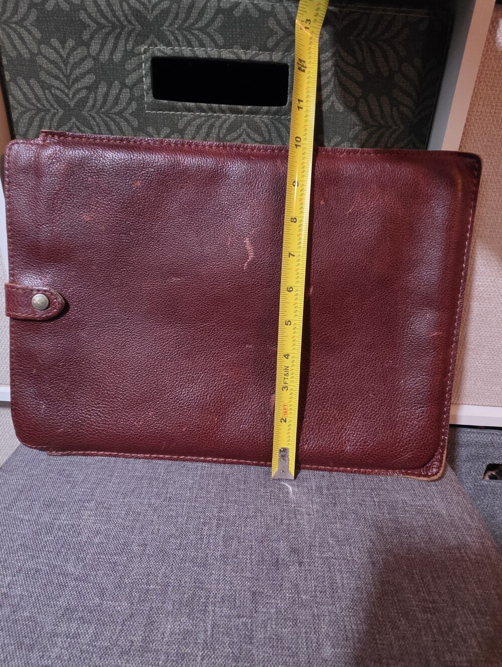 Portland Leather Laptop Case - Picture 6 of 6